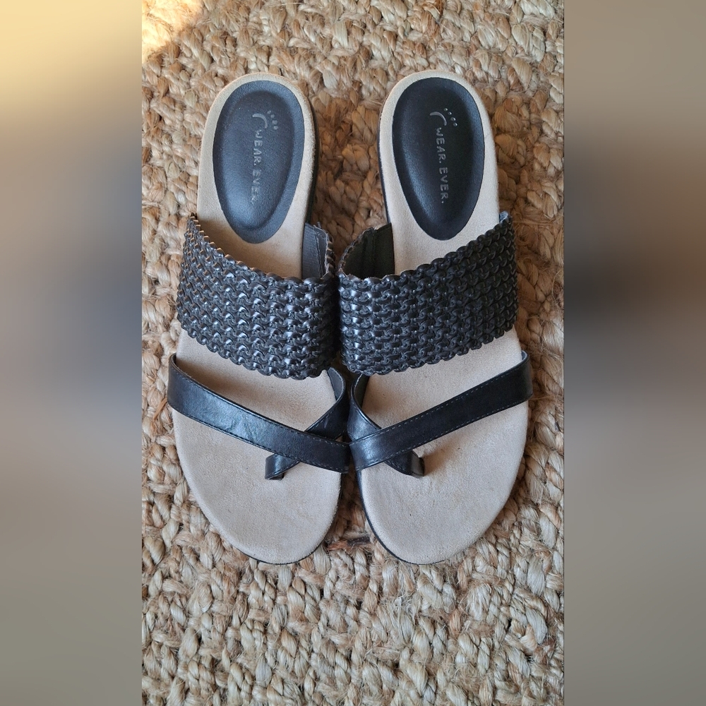 Wear ever  amada slipon sandal